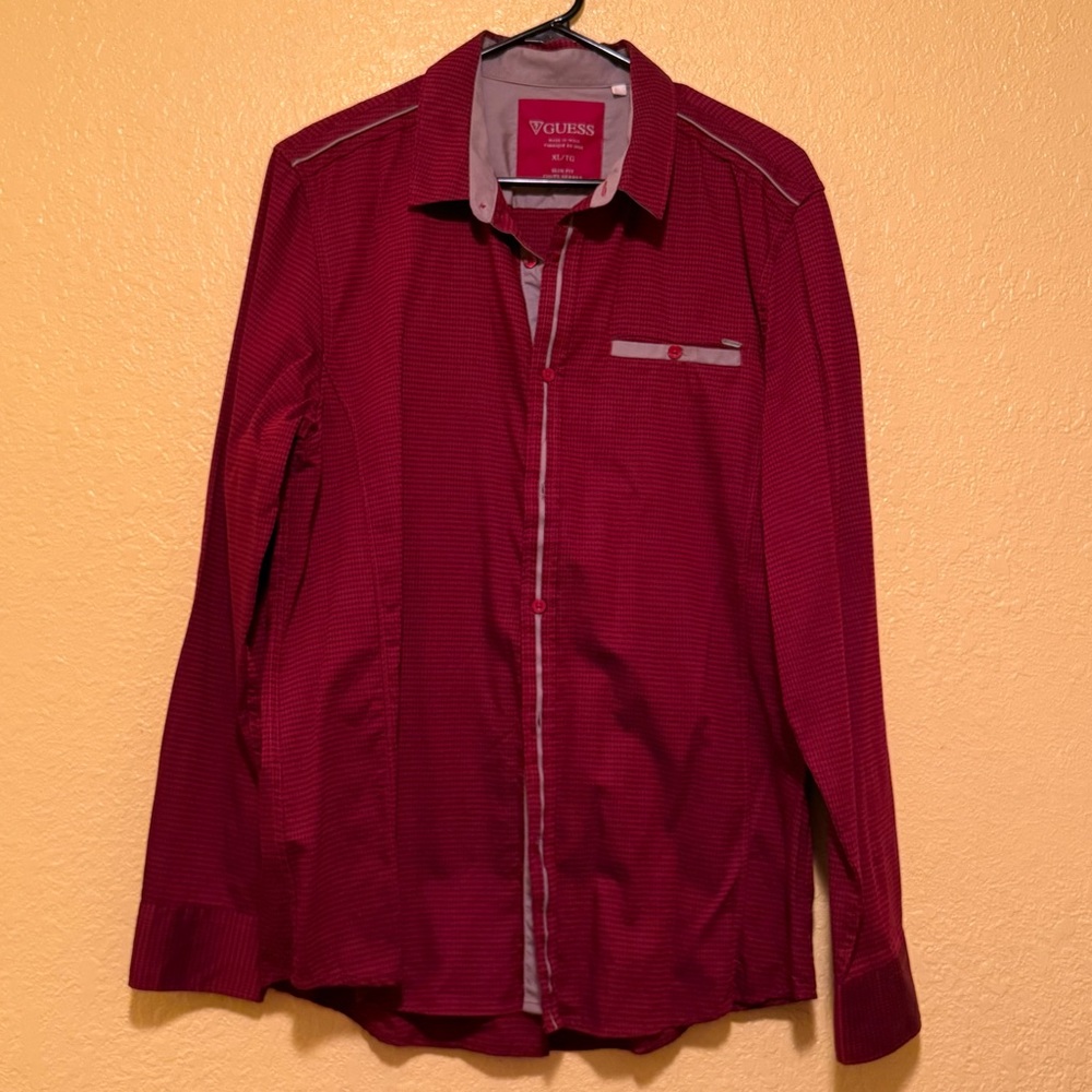 Guess Men’s Button Front Shirt XLarge